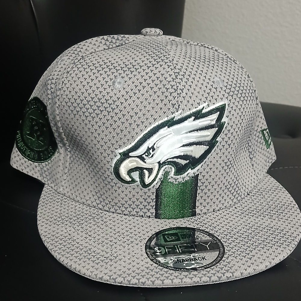 Philidelphia Eagles Snapback Hat. Brand New
